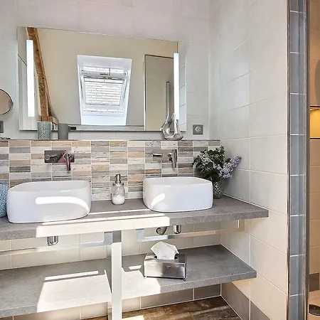 Bed and breakfast La Cotentine (adults Only) 4*