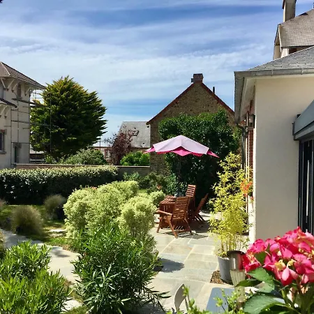 La Cotentine (adults Only) Bed and breakfast