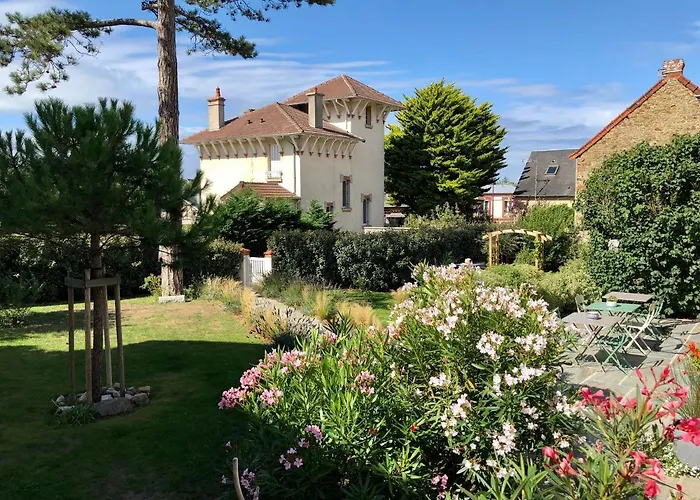 La Cotentine (adults Only) Oda ve Kahvaltı 4*